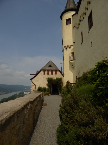 Von  Rüdesheim am Rhein nach Braubach Marksburg 