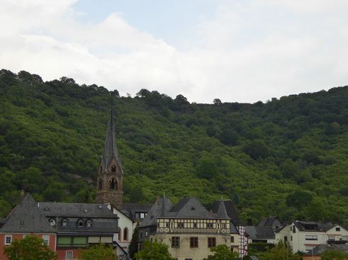 Mit dem Schiff Stolzenfels von Braubach nach  Rüdesheim   