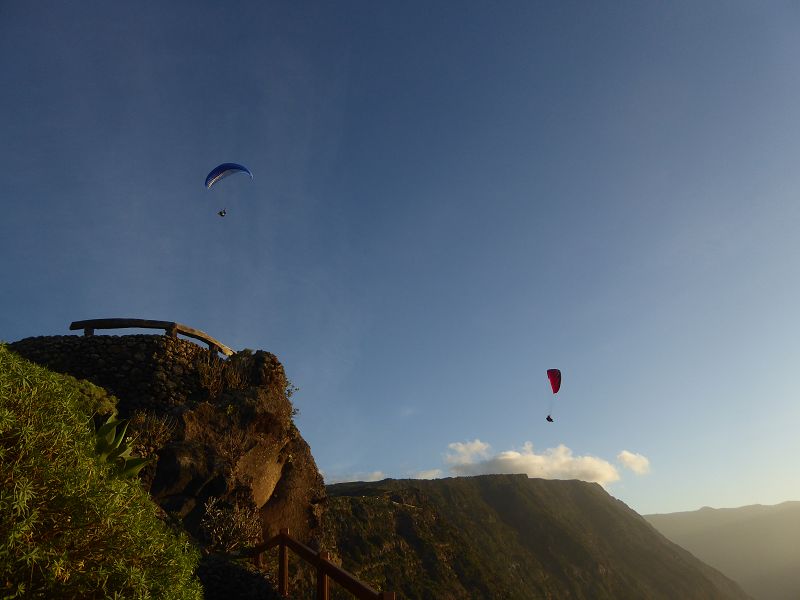 Mirador de la Pena + Pena Restaurant  Paragliding Paraglider  Gleitschirmfliegen El Hierro Paraglider 