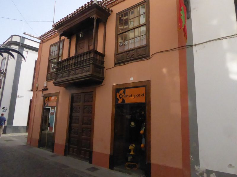 La Palma Santa Cruz de la Palma Altstadt kanarischer balkon 