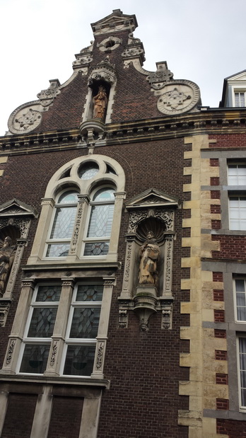 Roermond Maas  Mund der Rur  Marktplatz Kirche