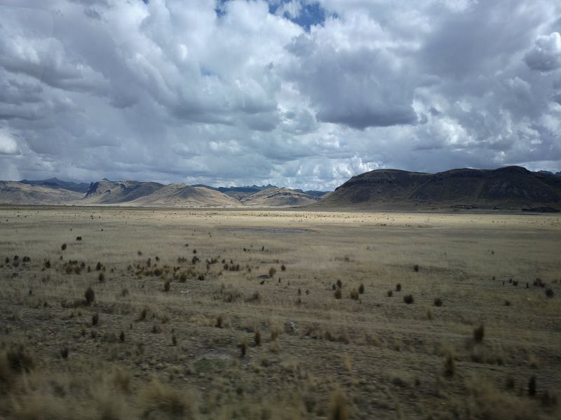 Peru Puno Lago Titicaca Titicacasee  Ruinen des Wiraqocha-Tempels in Raqui mit bis zu 12 m hohen Mauern