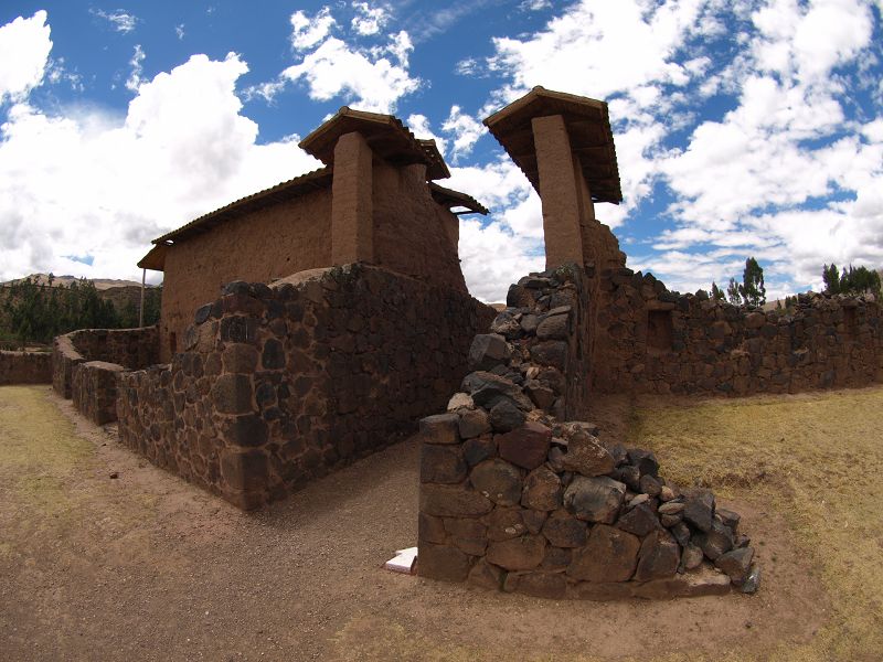 Iglesia La Raqiu Ruine  Wiraqocha-Tempel Raqui 12 m high Walls