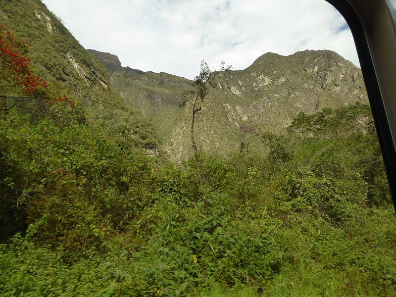 Ollantaytambo  Aguas Calientes  Perurail