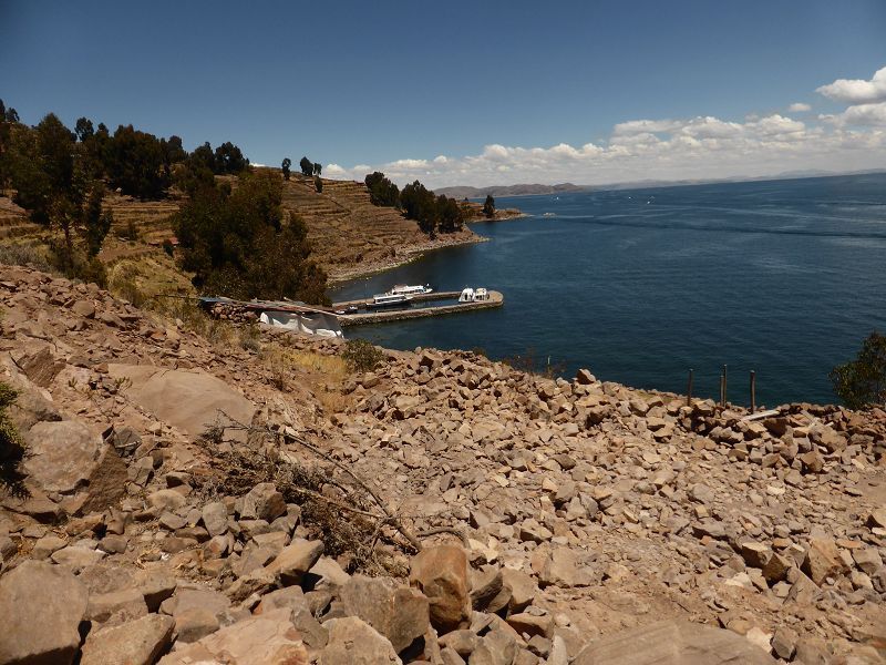 Peru Puno Insel Taquile  Isla  Taquile Lago Titikaka  Lago Titicaca Titicacasee Mit Hotels und Restaurants