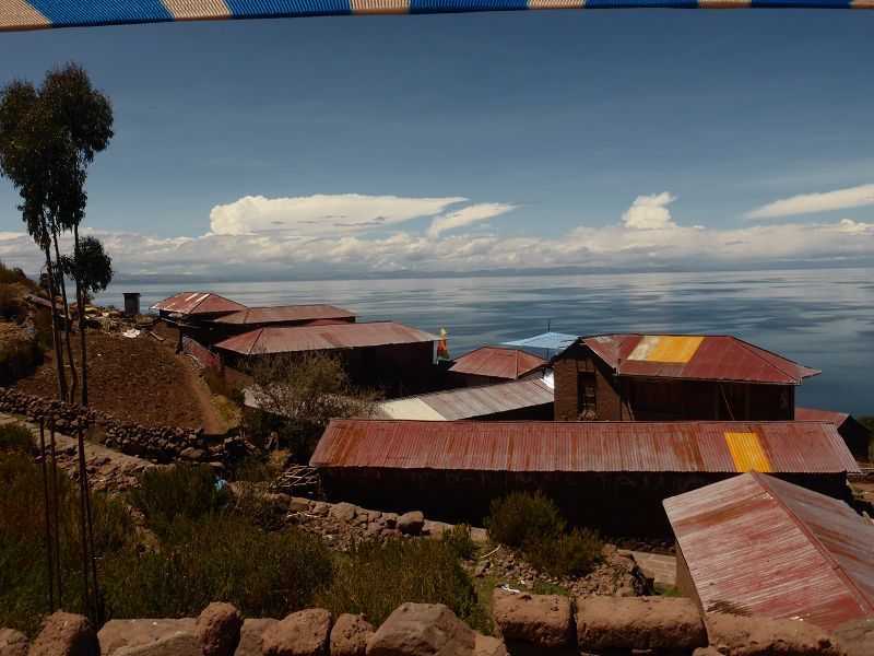 isla taquile hotel