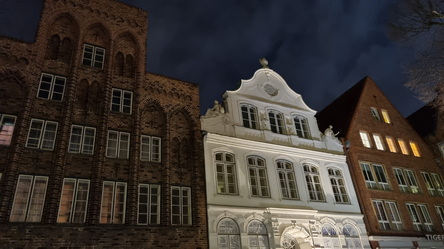 Lübeck Traveufer Old City Altstadt  6 Weihnachtsmärkte in der Altstadt 