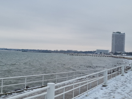 Wanderung Niendorf TraveMünde am vereisten Strand entlang