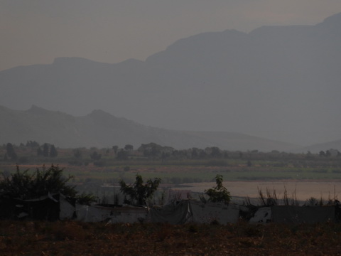  Marokko Agadir Rasbouka Duenen Atlasgebirge (2531 m) im Südwesten Marokkos Antiatlas