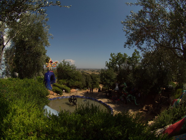 Giardino de Tarochi  Tarot Garten niki de saint Phalle nanas Fisheye