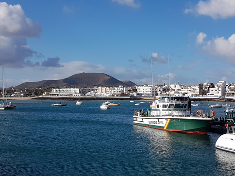 Isla Los Lobos Puerto de CorralejoIsla Los Lobos Puerto de Corralejo  