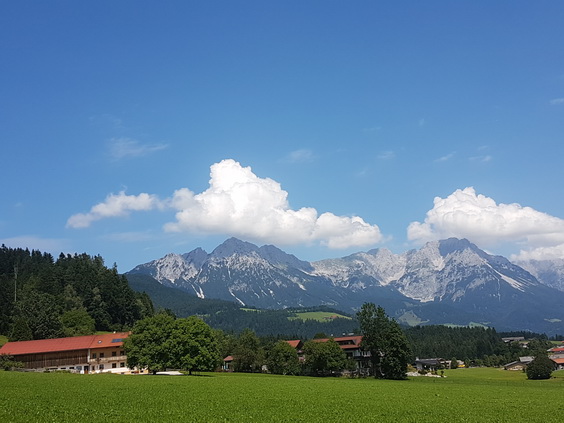 Alpenschlössl Söll  Hohe Salve Hintersteiner See  Wilder Kaiser  Swarowski Tegernsee Achensee Schliersee Hexenwasser Astberg 