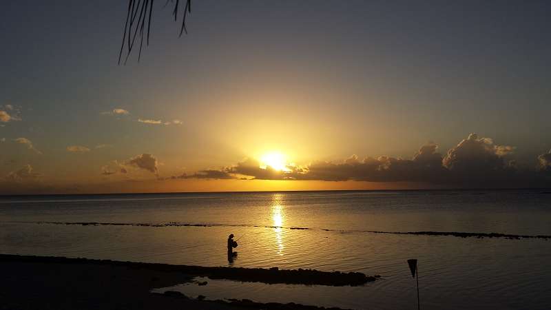   Mauritius Sundowner Le Victoria Beachcomber Hotel MauritiusMauritius Sundowner  Blick von Le Victoria Beachcomber Hotel Mauritius