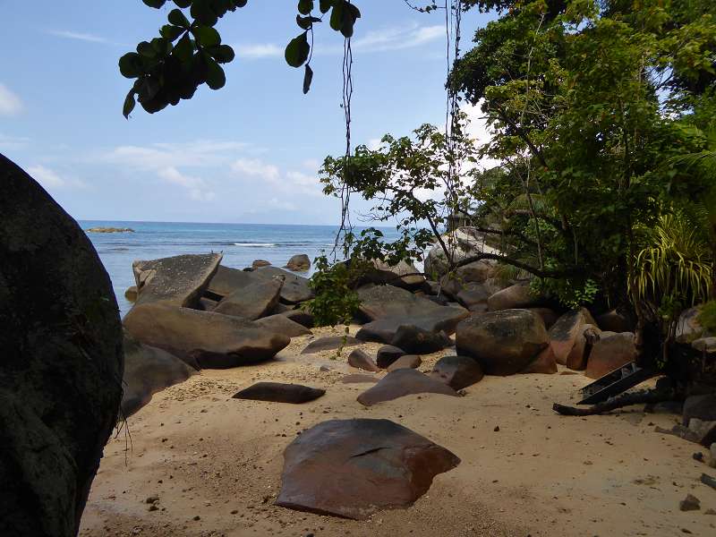 Hilton Northolme Seychelles Rockbeach